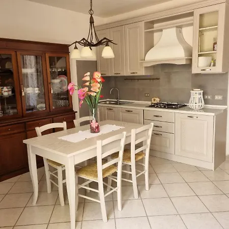 Holiday home Orizzonti Del Castelluccio Volpe Rossa Elegante Confortevole E Rilassante